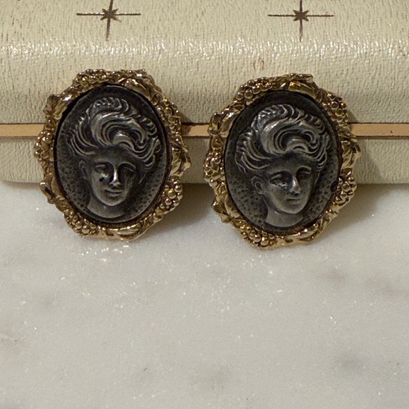 Jewelry - Vintage Gold and Pewter Cameo Earrings